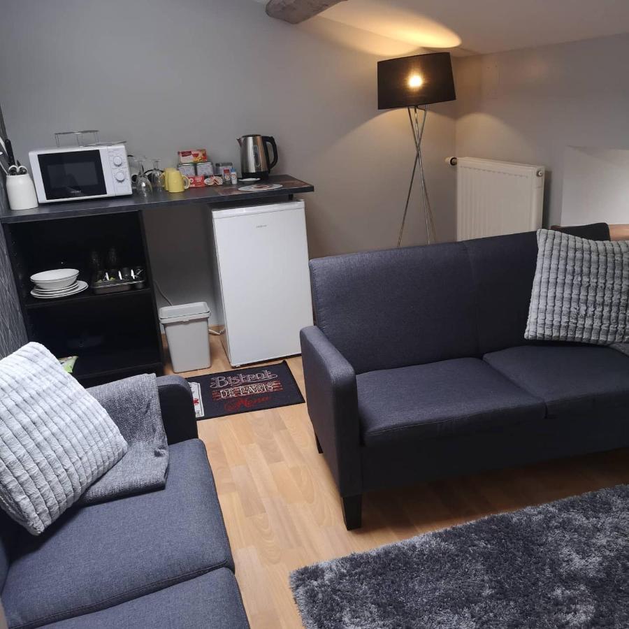 Le Pommier Chambre D'Hote Clussais-la-Pommeraie Kültér fotó
